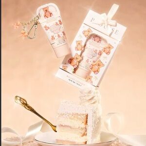 P. Louise.  Teddy Collection.  Coconut Cake Hand Cream with Keychain clip/Charms